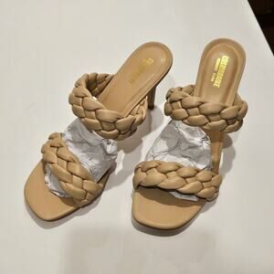 CUSHIONAIRE Suzy Braided Two Band Dress Heel, Size 9